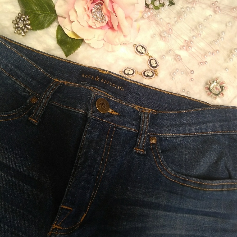 Berlin Skinny Jeans Size 10 avg NWT